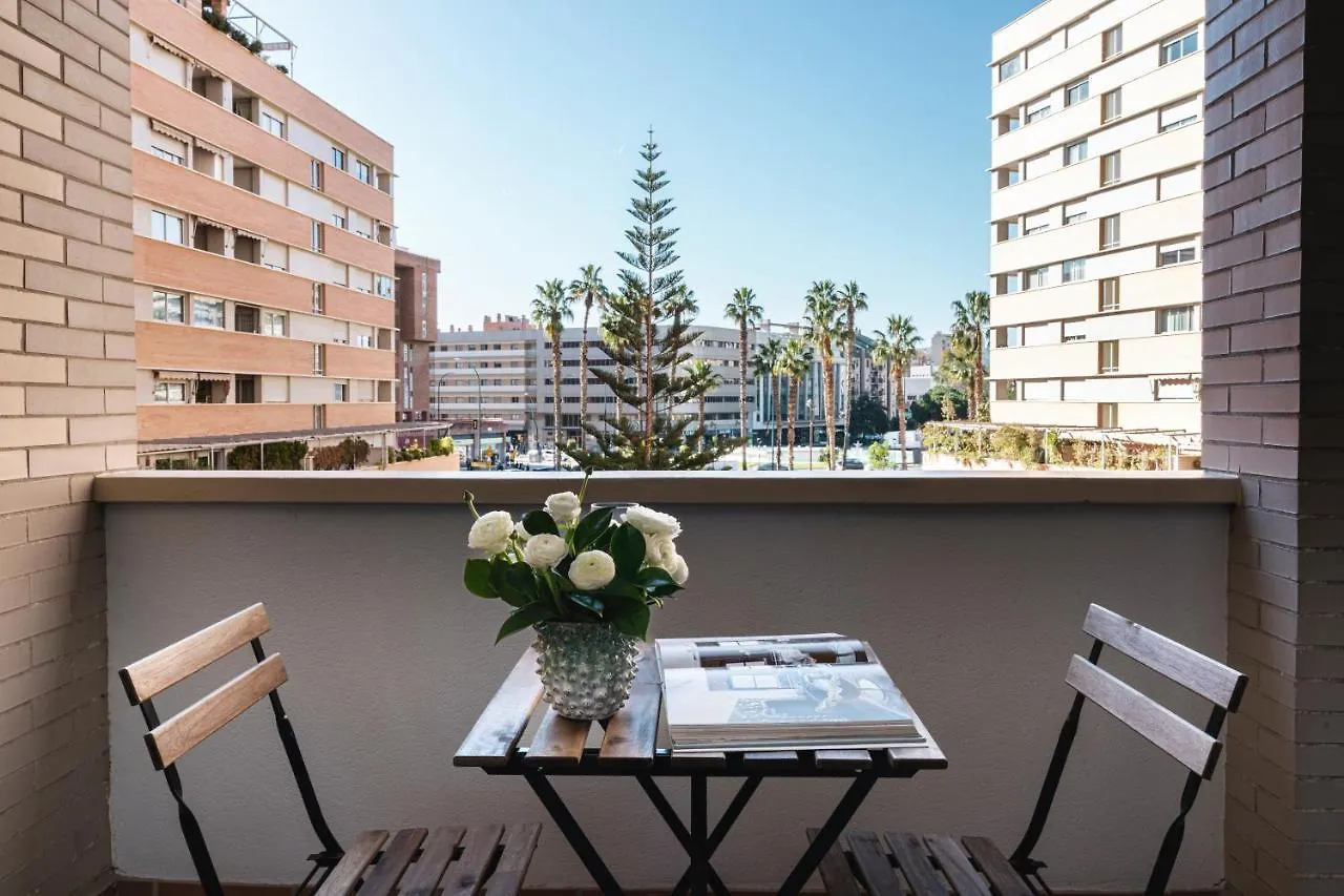 Precioso Apartamento En Maria Zambrano Málaga